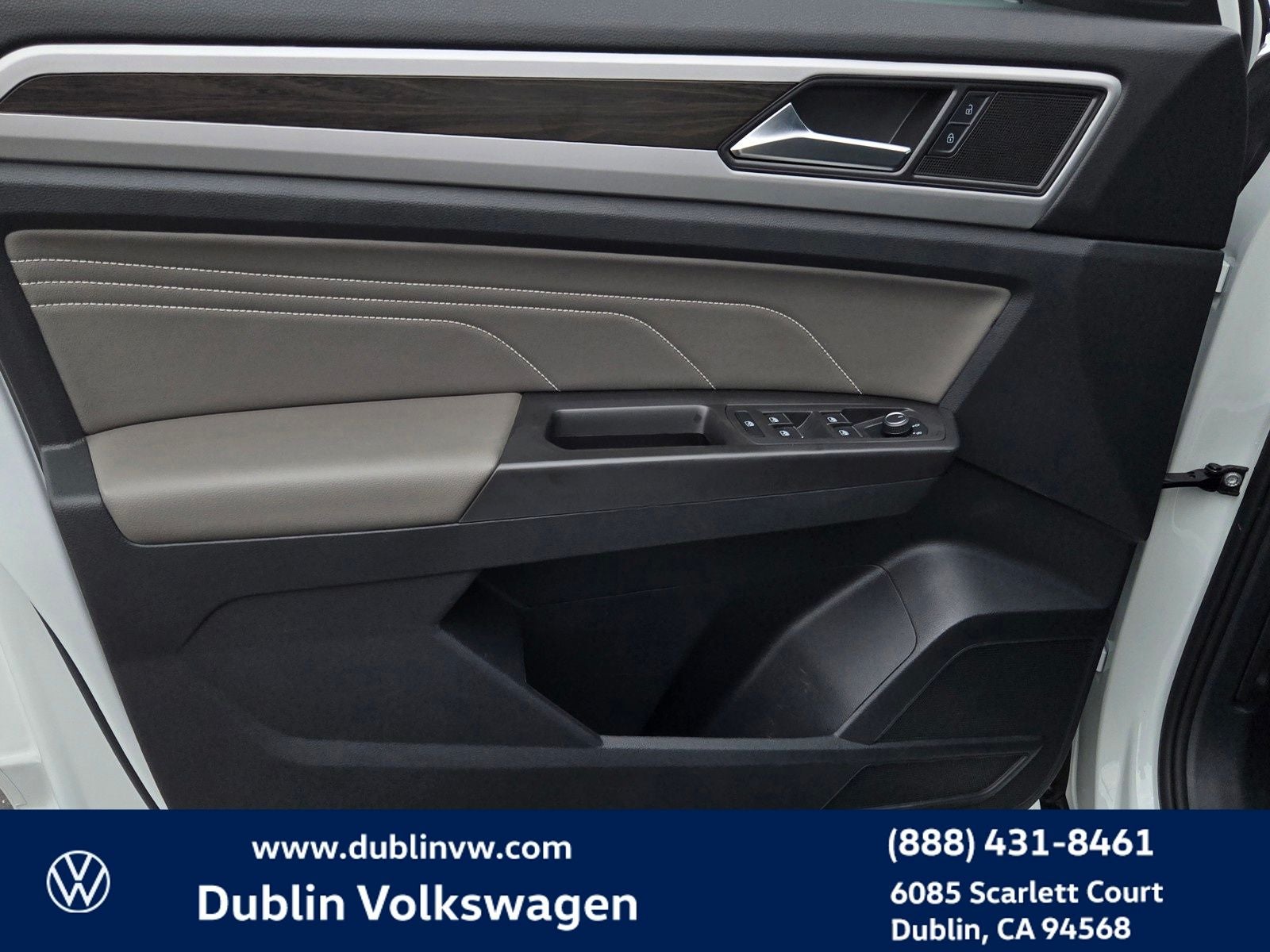 2023 Volkswagen Atlas 2.0T SE