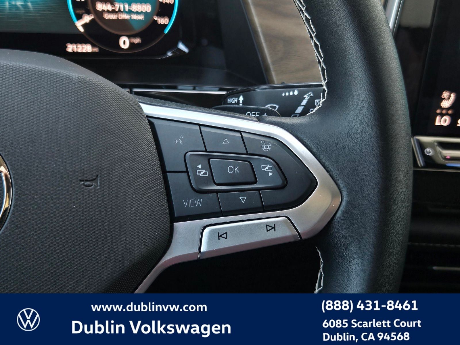 2024 Volkswagen Atlas 2.0T SE