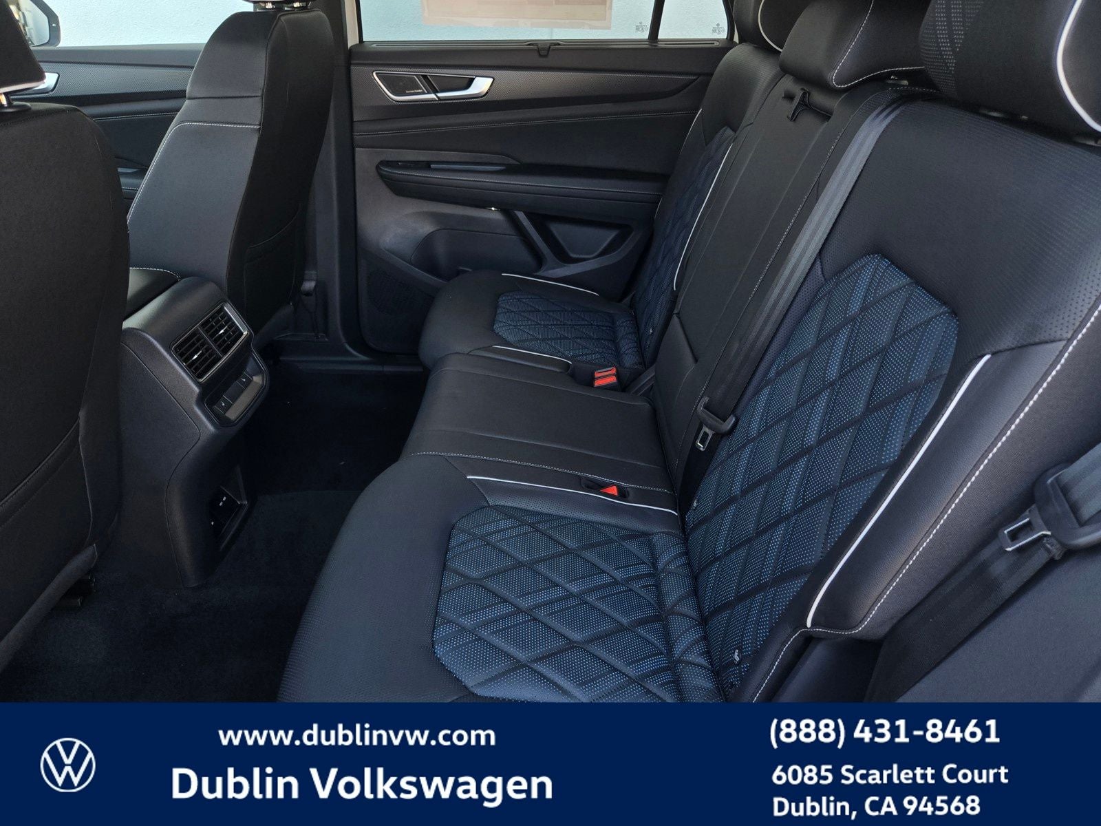 2026 Volkswagen Atlas Cross Sport 2.0T SEL Premium R-Line