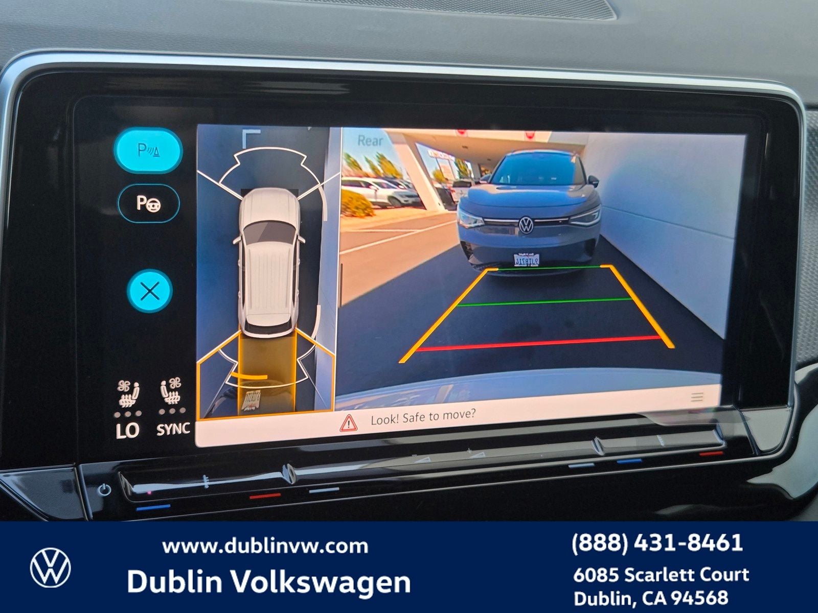 2026 Volkswagen Atlas Cross Sport 2.0T SEL Premium R-Line