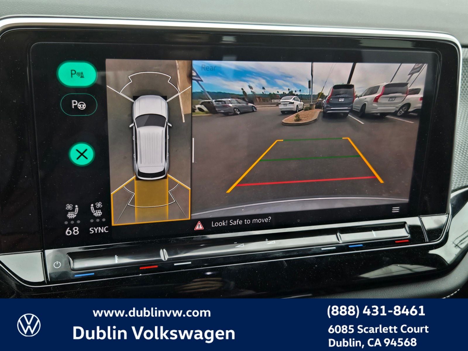 2024 Volkswagen Atlas Cross Sport 2.0T SEL Premium R-Line