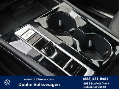 2024 Volkswagen Atlas Cross Sport 2.0T SEL Premium R-Line