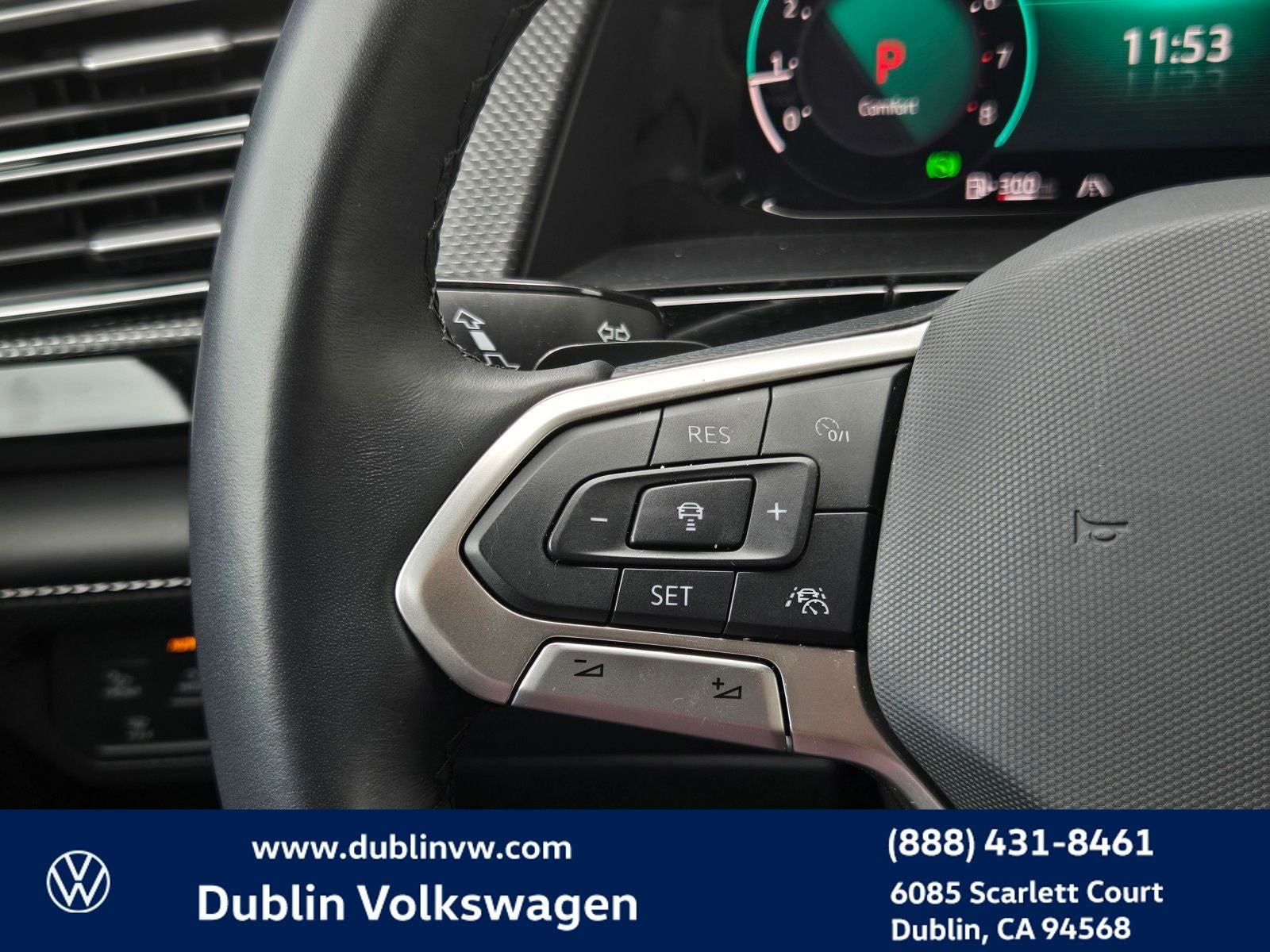 2024 Volkswagen Atlas Cross Sport 2.0T SEL Premium R-Line