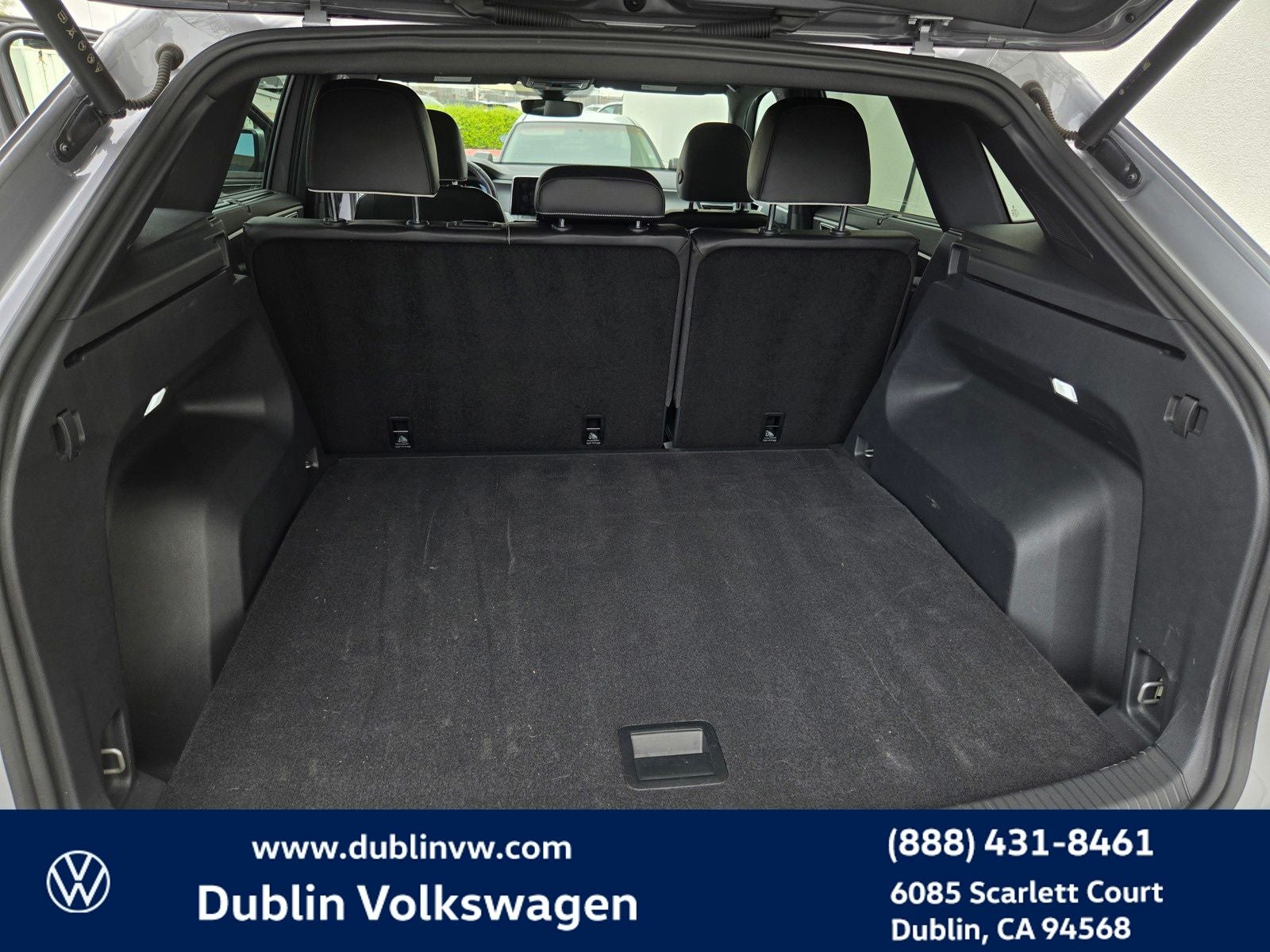 2024 Volkswagen Atlas Cross Sport 2.0T SEL Premium R-Line