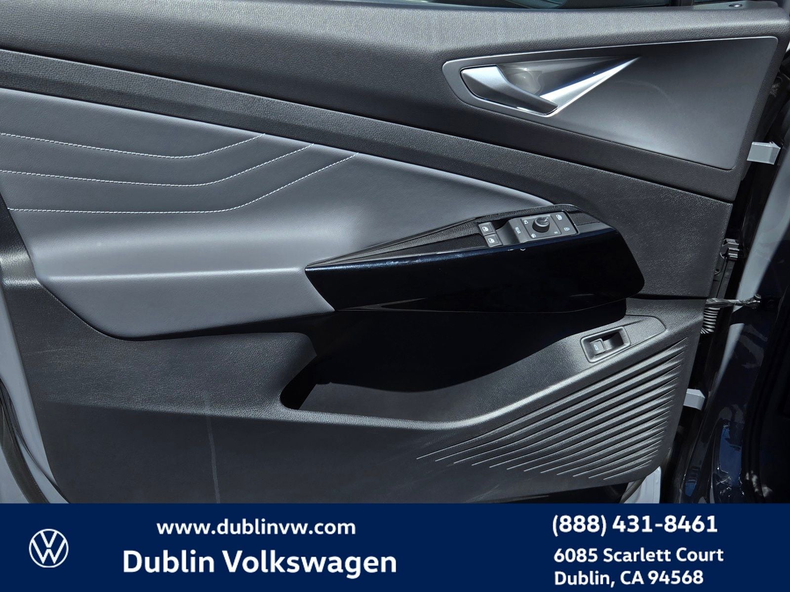 2023 Volkswagen ID.4 Pro S Plus