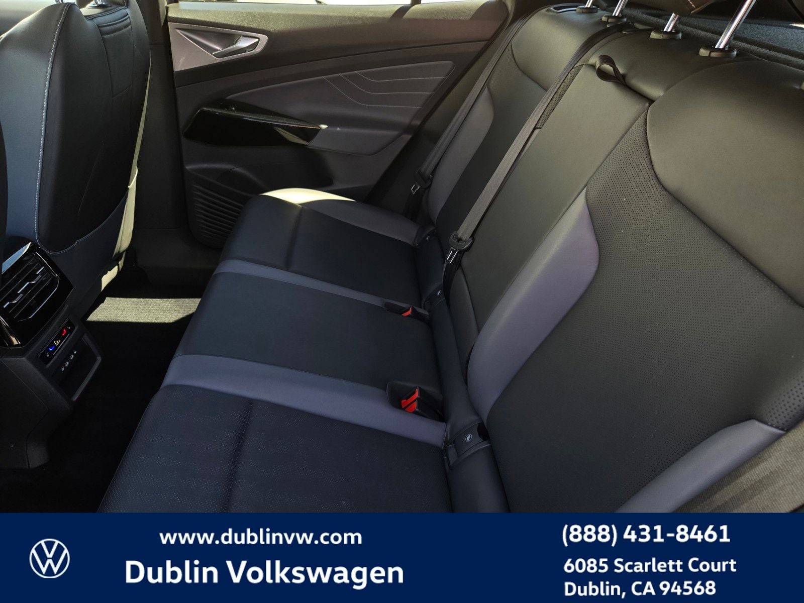 2023 Volkswagen ID.4 Pro S Plus