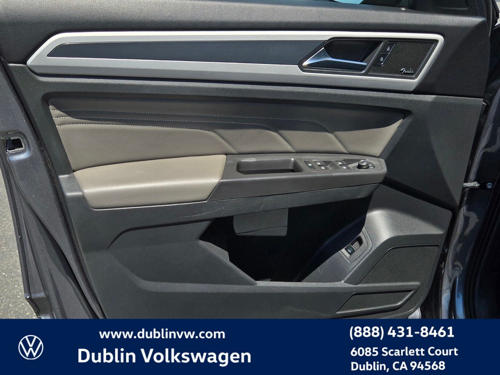 2023 Volkswagen Atlas 3.6L V6 SEL Premium R-Line