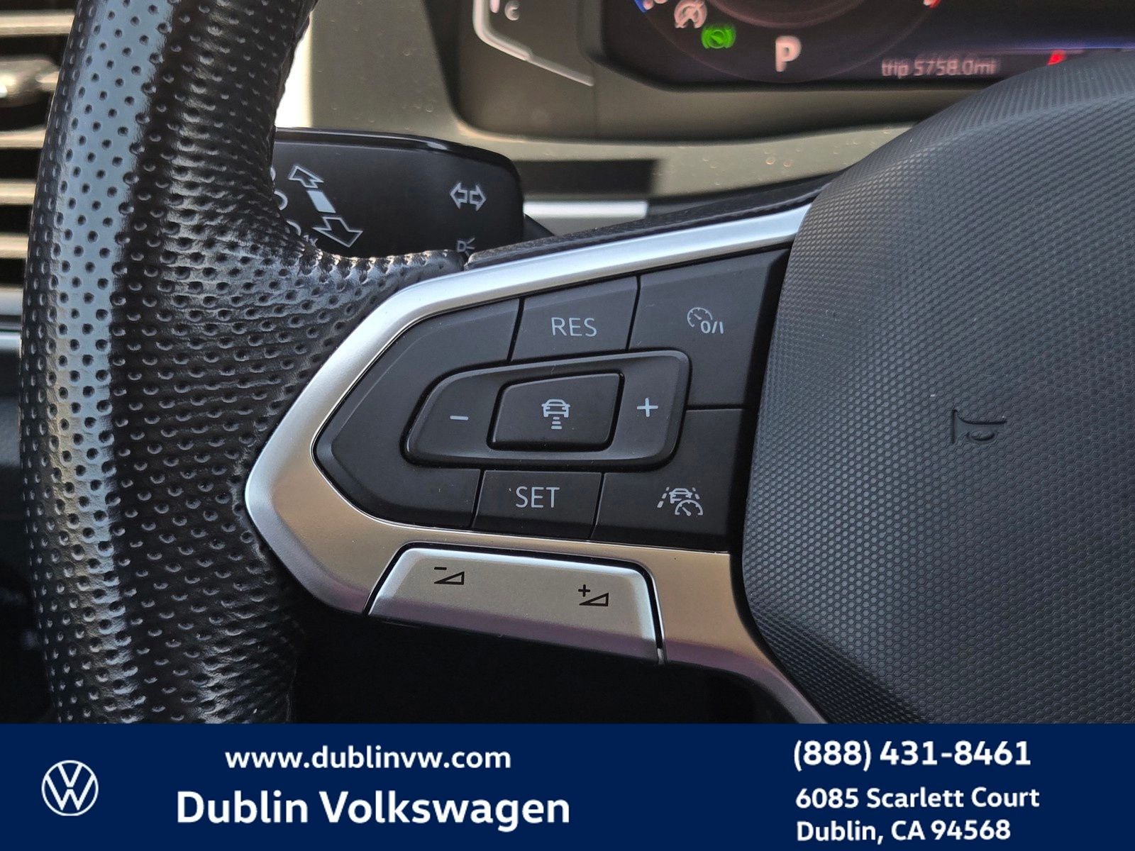 2023 Volkswagen Atlas 3.6L V6 SEL Premium R-Line