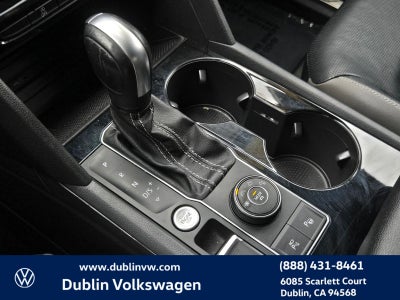 2022 Volkswagen Atlas 3.6L V6 SEL Premium R-Line