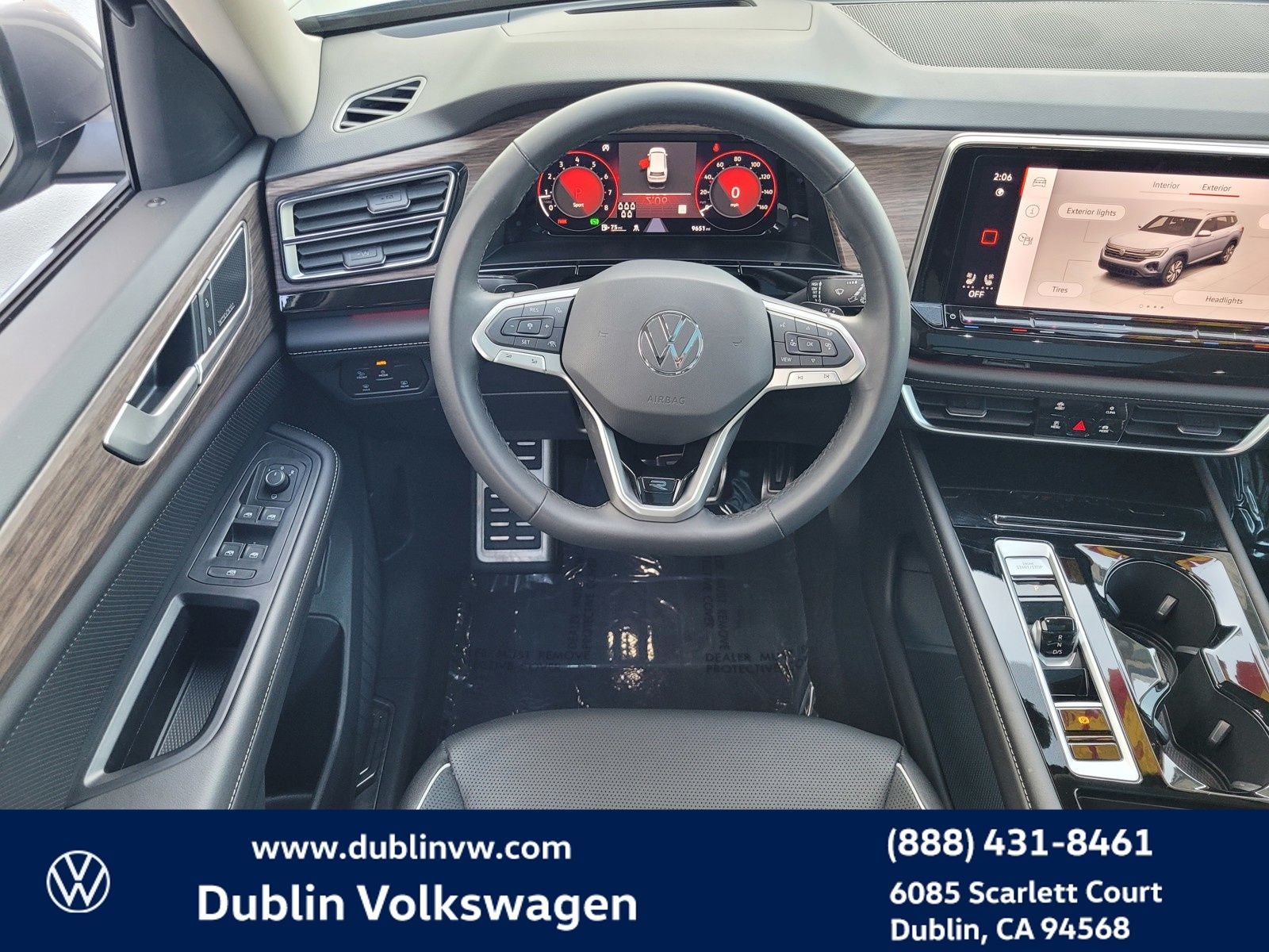 2025 Volkswagen Atlas 2.0T SEL Premium R-Line