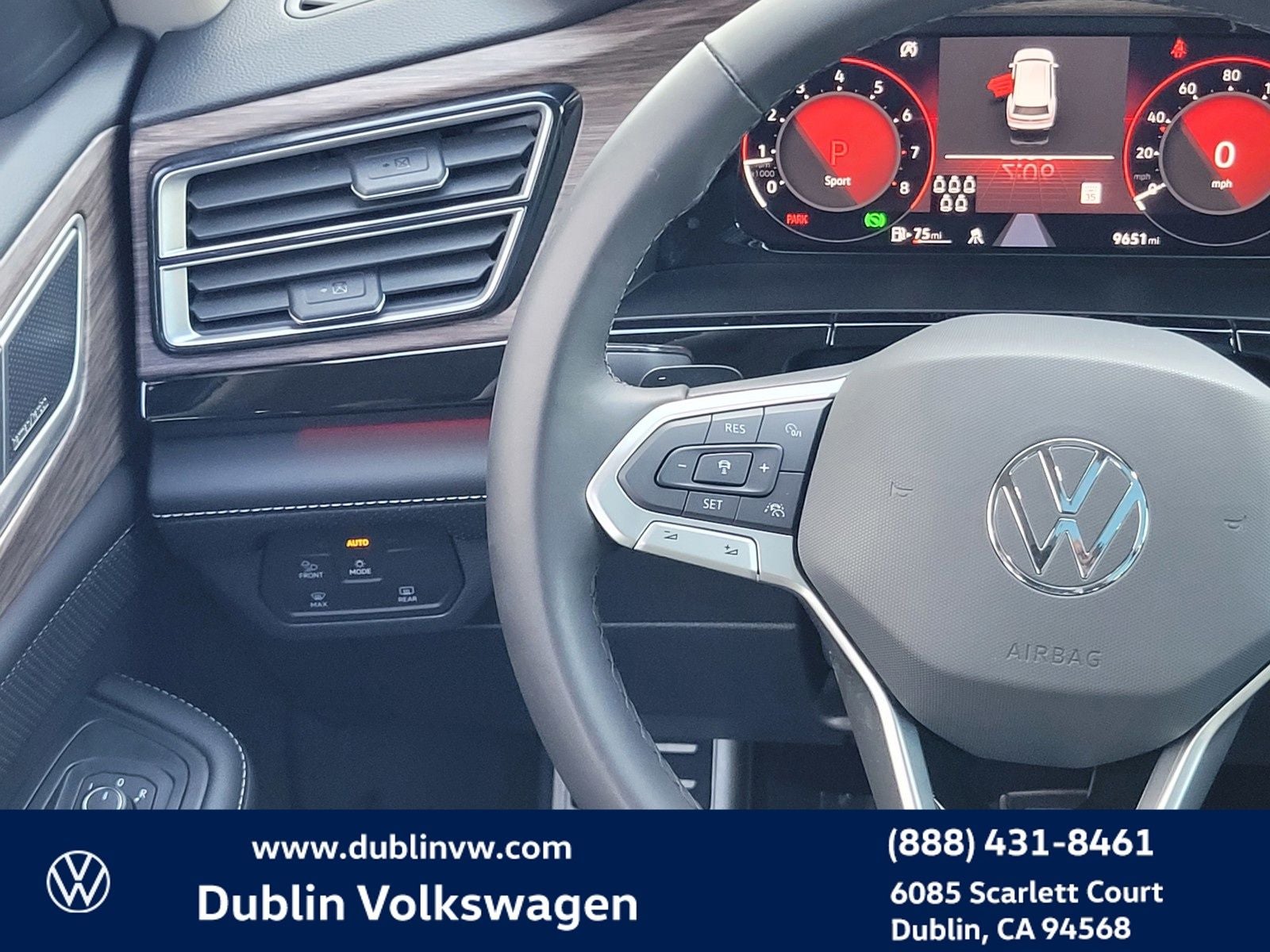 2025 Volkswagen Atlas 2.0T SEL Premium R-Line