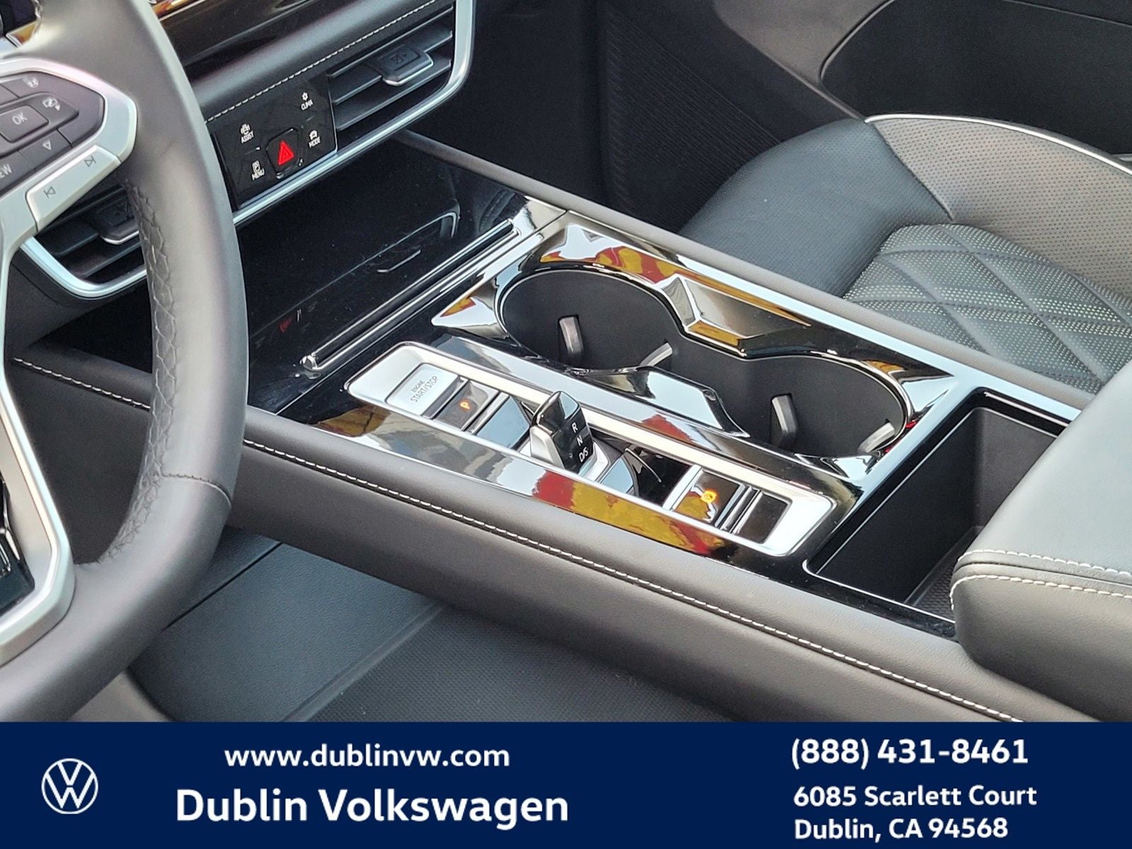 2025 Volkswagen Atlas 2.0T SEL Premium R-Line