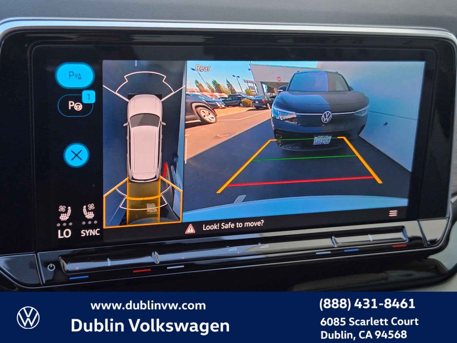 2024 Volkswagen Atlas 2.0T SEL Premium R-Line