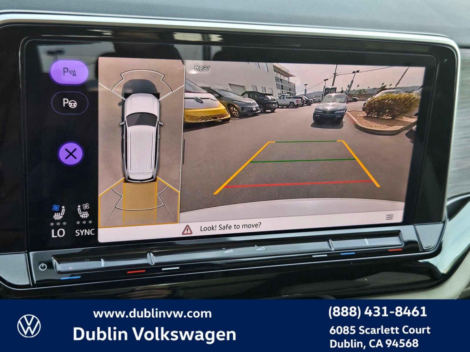 2024 Volkswagen Atlas 2.0T SEL Premium R-Line