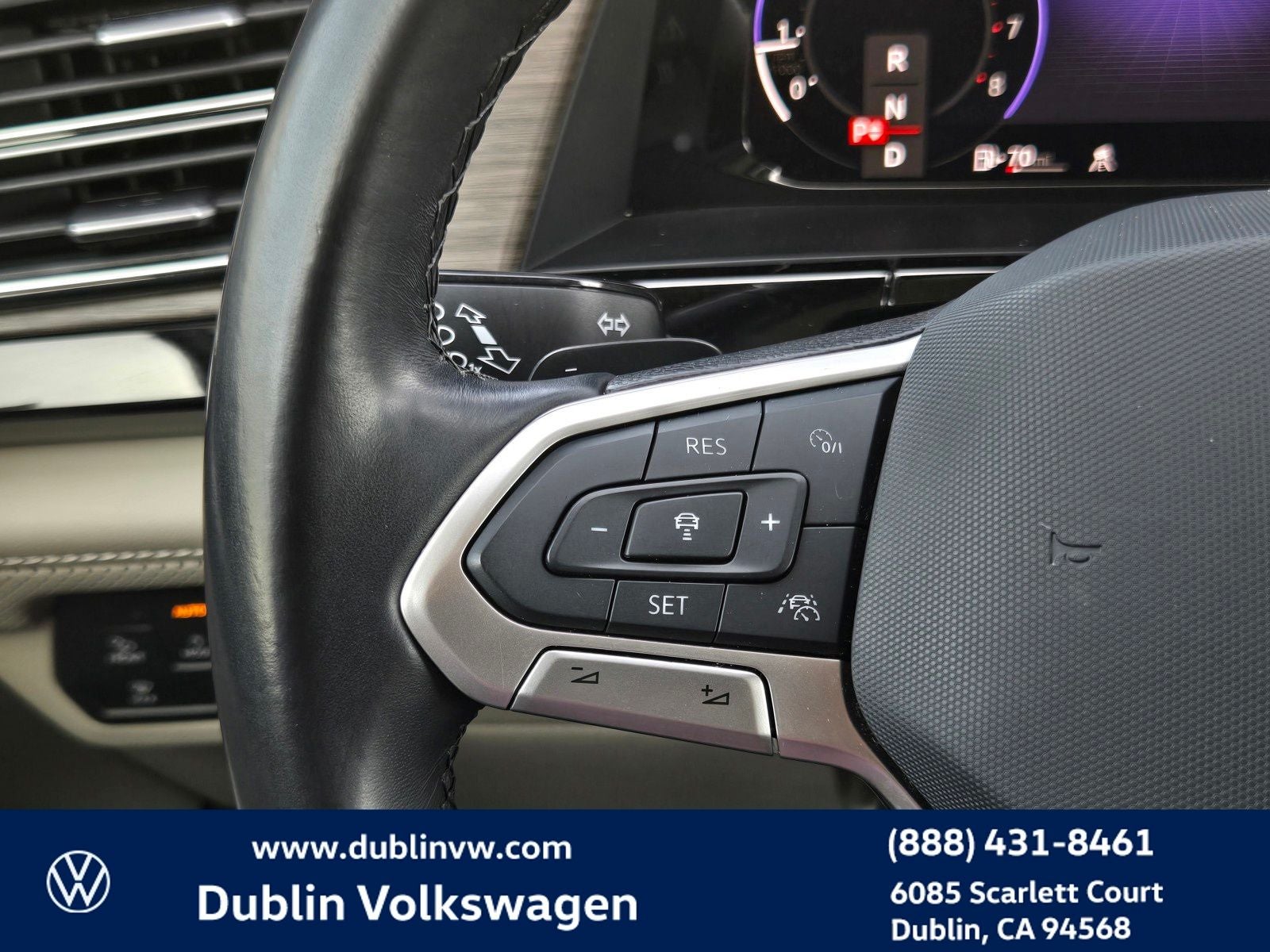 2024 Volkswagen Atlas 2.0T SEL Premium R-Line