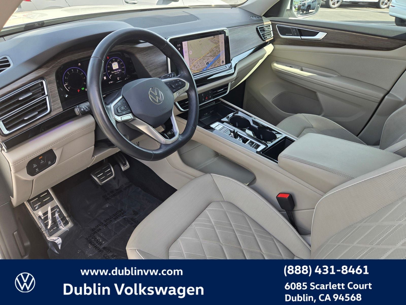 2024 Volkswagen Atlas 2.0T SEL Premium R-Line