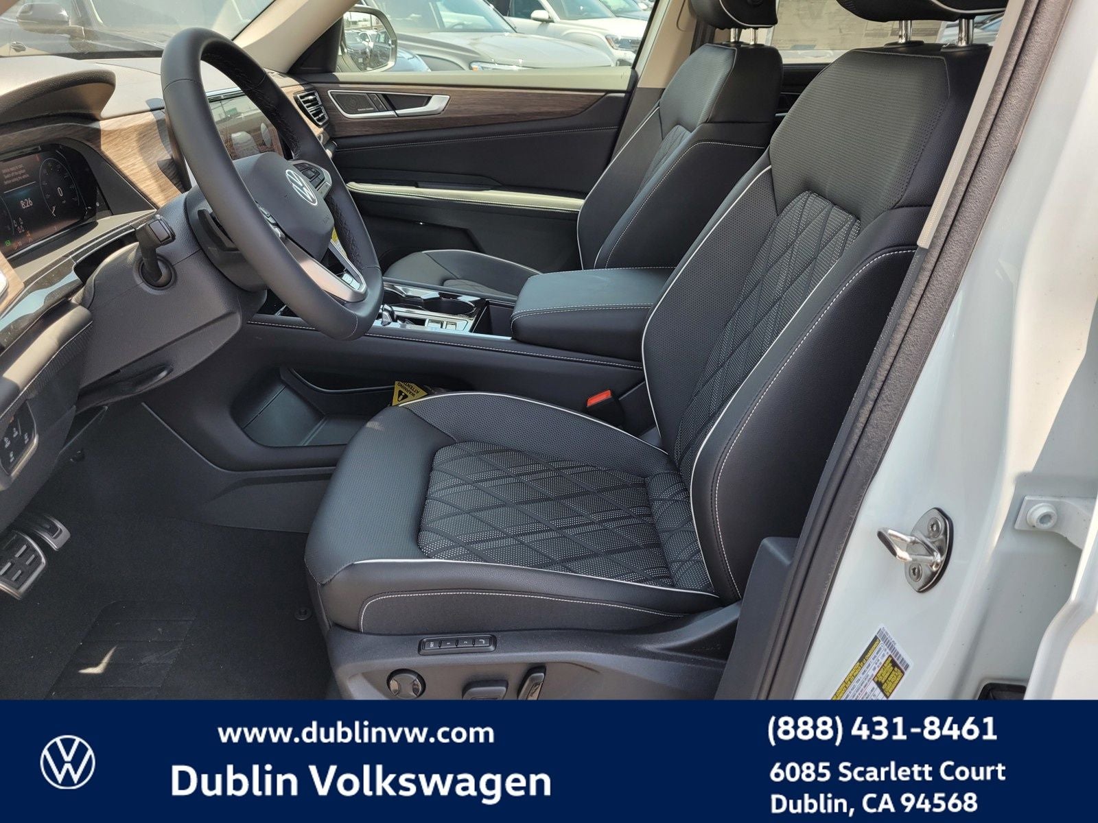 2025 Volkswagen Atlas 2.0T SEL Premium R-Line