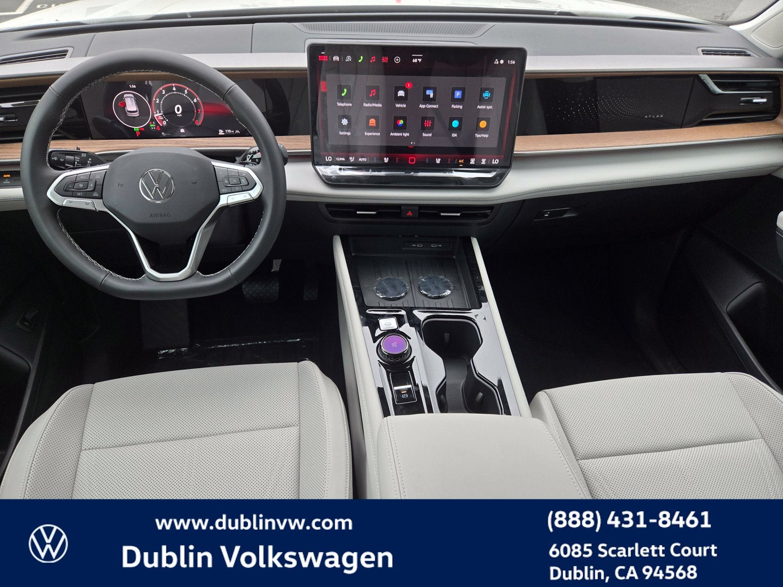 2027 Volkswagen Atlas SE w/Technology