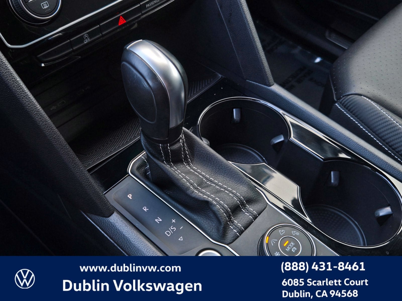 2023 Volkswagen Atlas Cross Sport 2.0T SE w/Technology