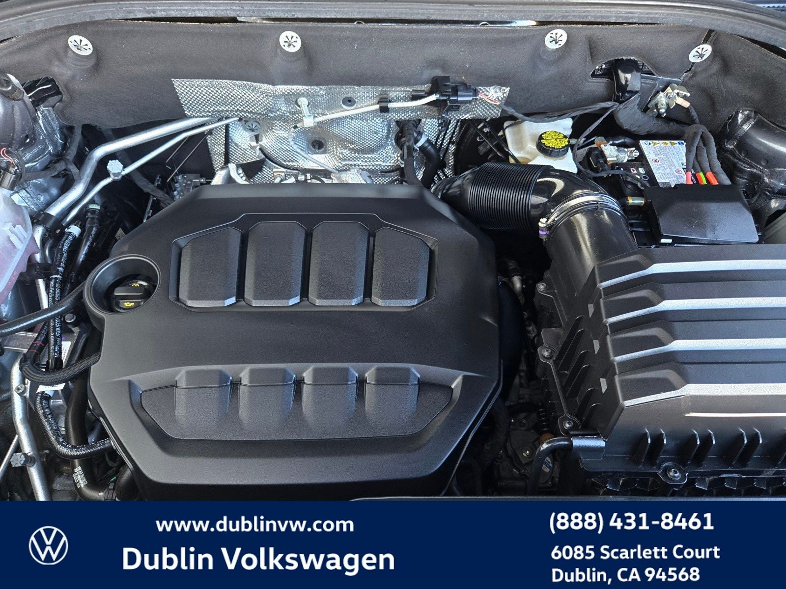 2024 Volkswagen Atlas Cross Sport 2.0T SE w/Technology