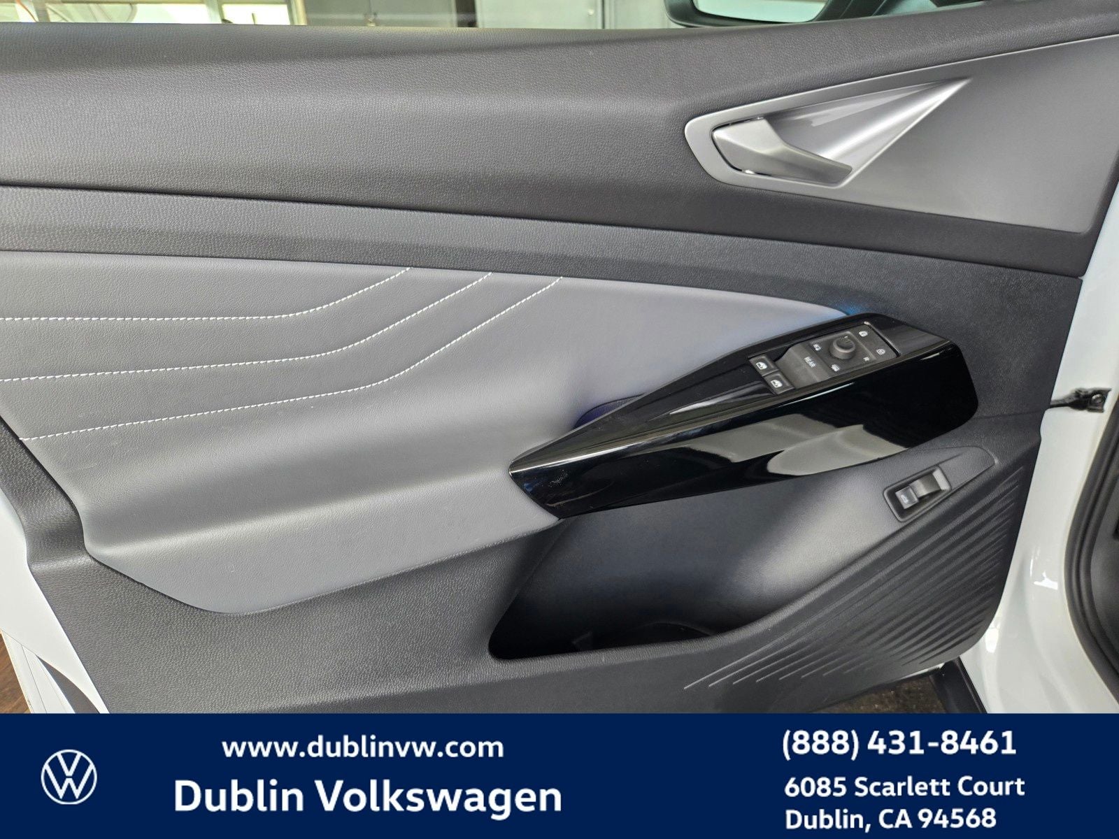 2023 Volkswagen ID.4 Pro S Plus