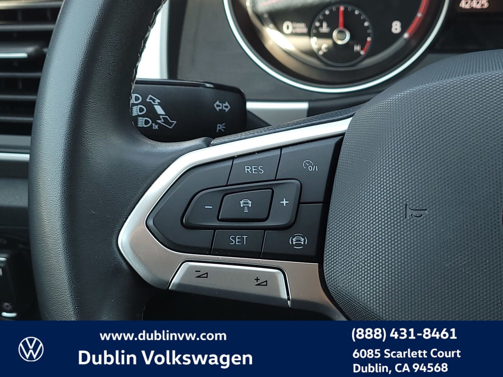 2021 Volkswagen Atlas 2.0T SE w/Technology