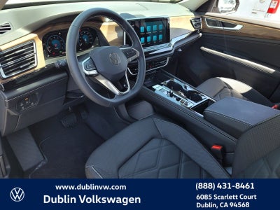 2024 Volkswagen Atlas 2.0T SE w/Technology