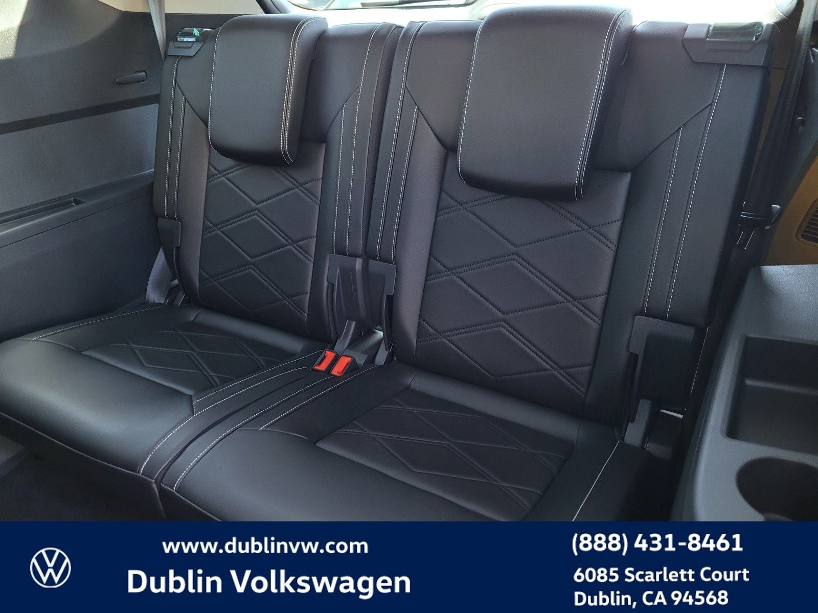 2024 Volkswagen Atlas 2.0T SE w/Technology