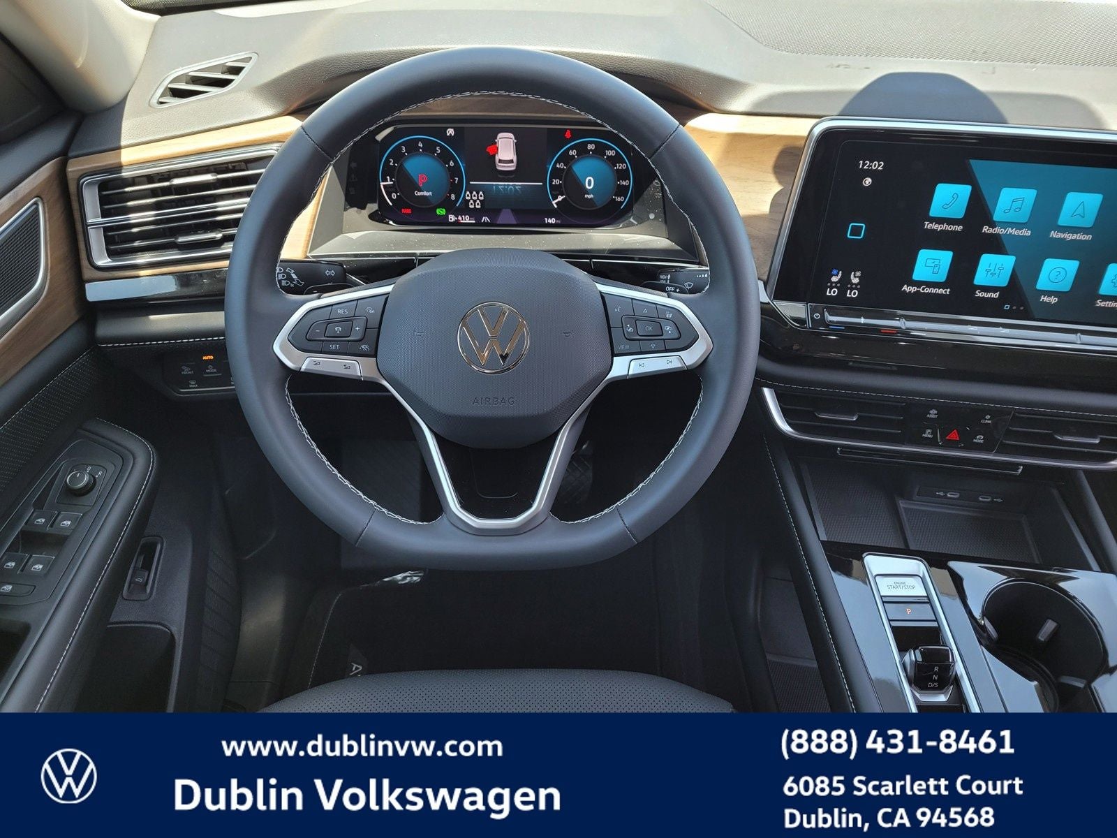 2024 Volkswagen Atlas 2.0T SE w/Technology