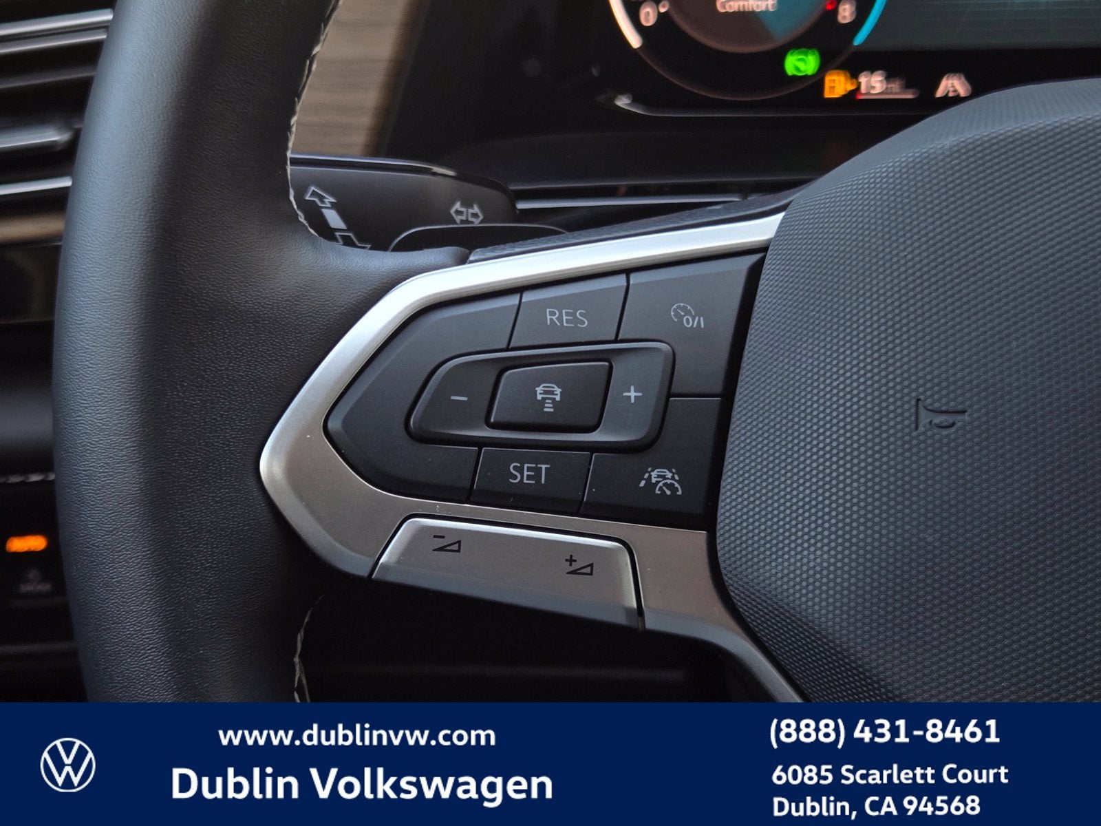 2024 Volkswagen Atlas 2.0T SE w/Technology