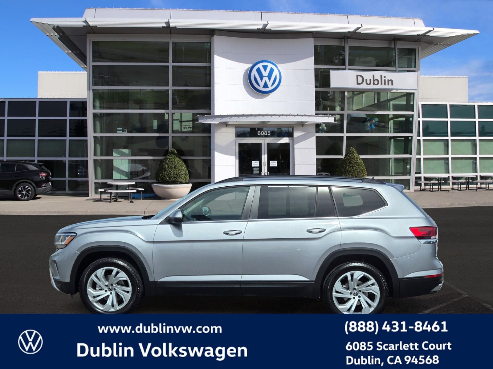 2022 Volkswagen Atlas 3.6L V6 SE w/Technology