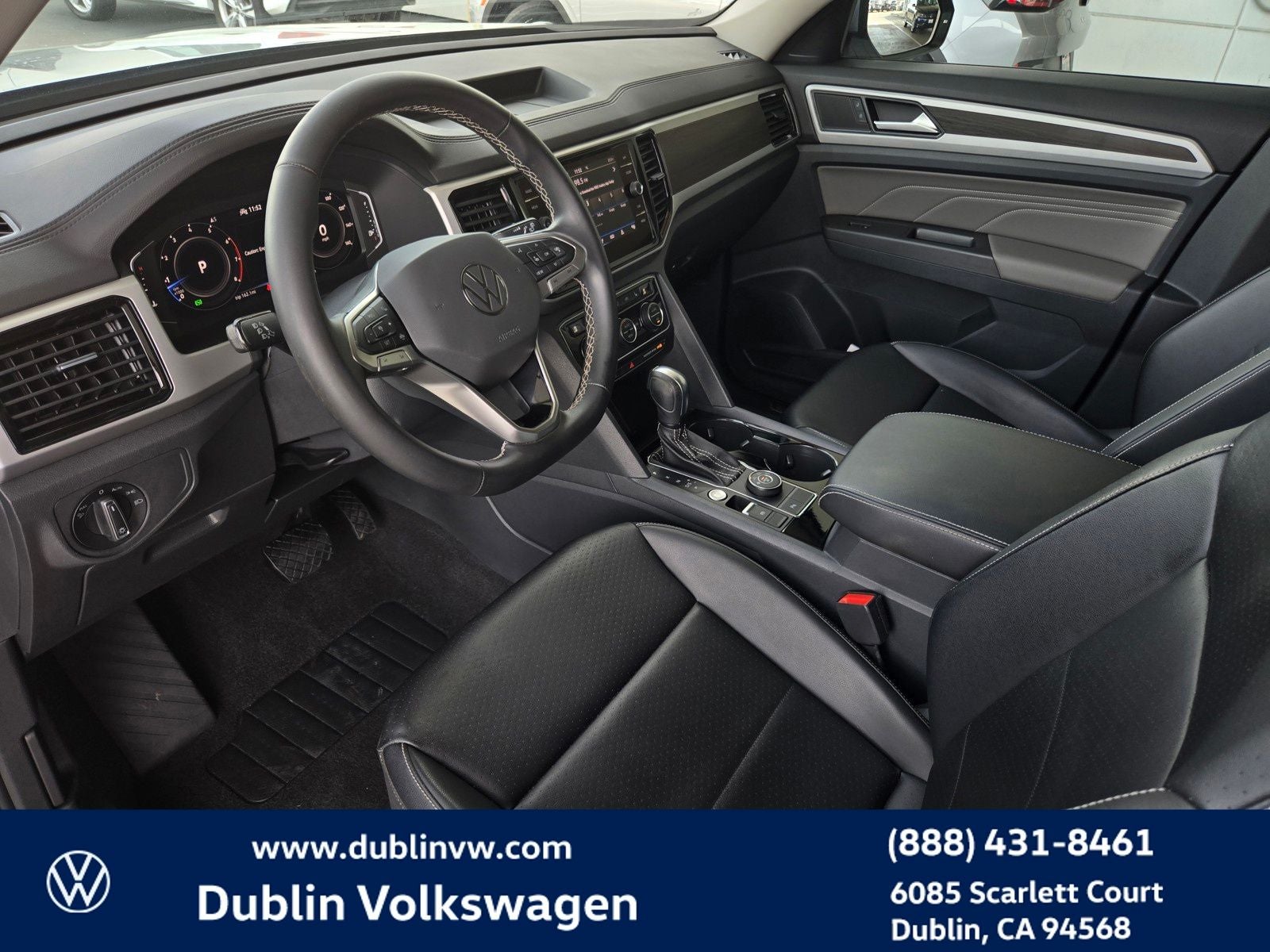 2022 Volkswagen Atlas 3.6L V6 SE w/Technology