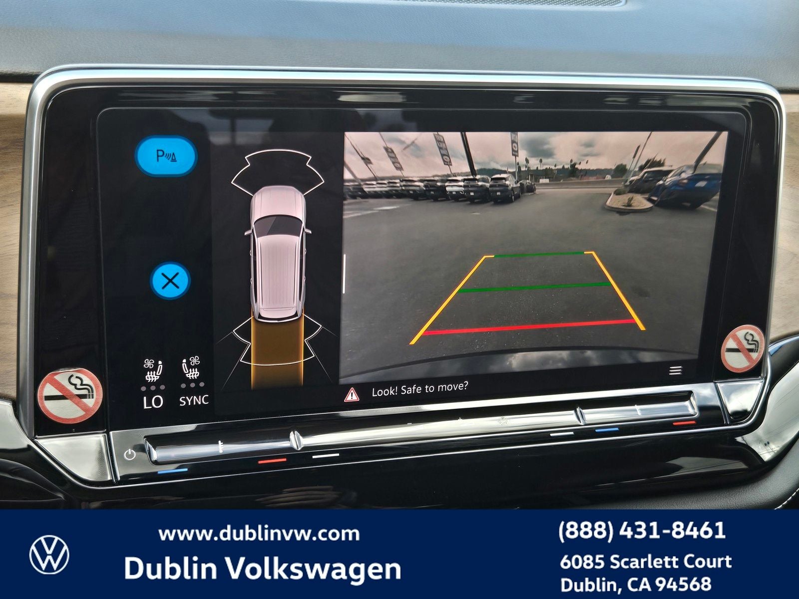 2024 Volkswagen Atlas 2.0T SE w/Technology