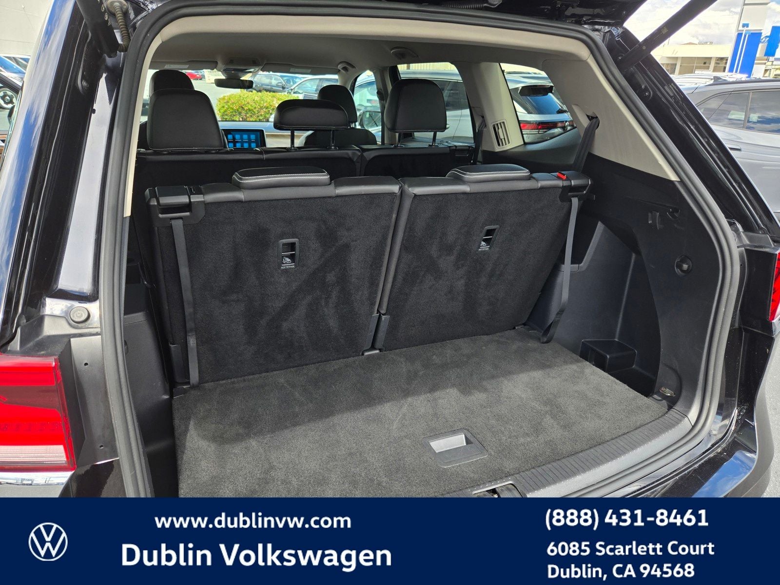 2024 Volkswagen Atlas 2.0T SE w/Technology