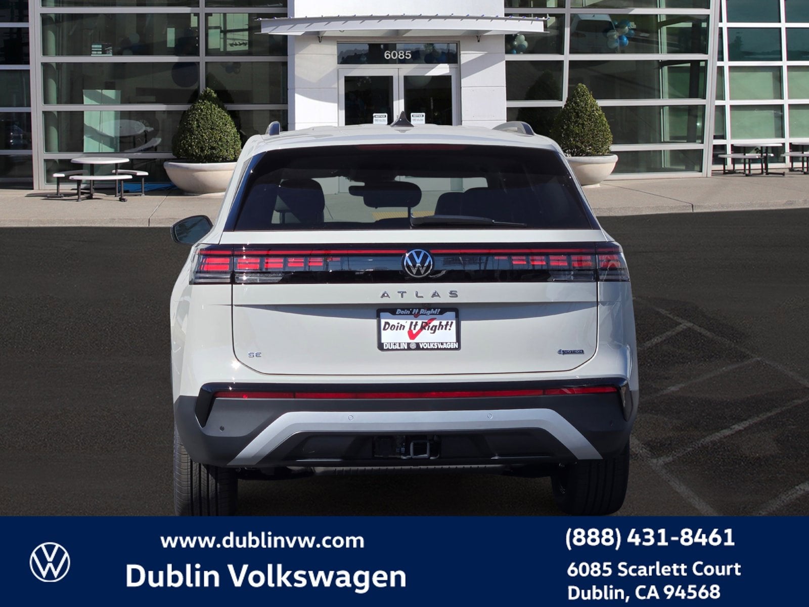 2027 Volkswagen Atlas SE w/Technology