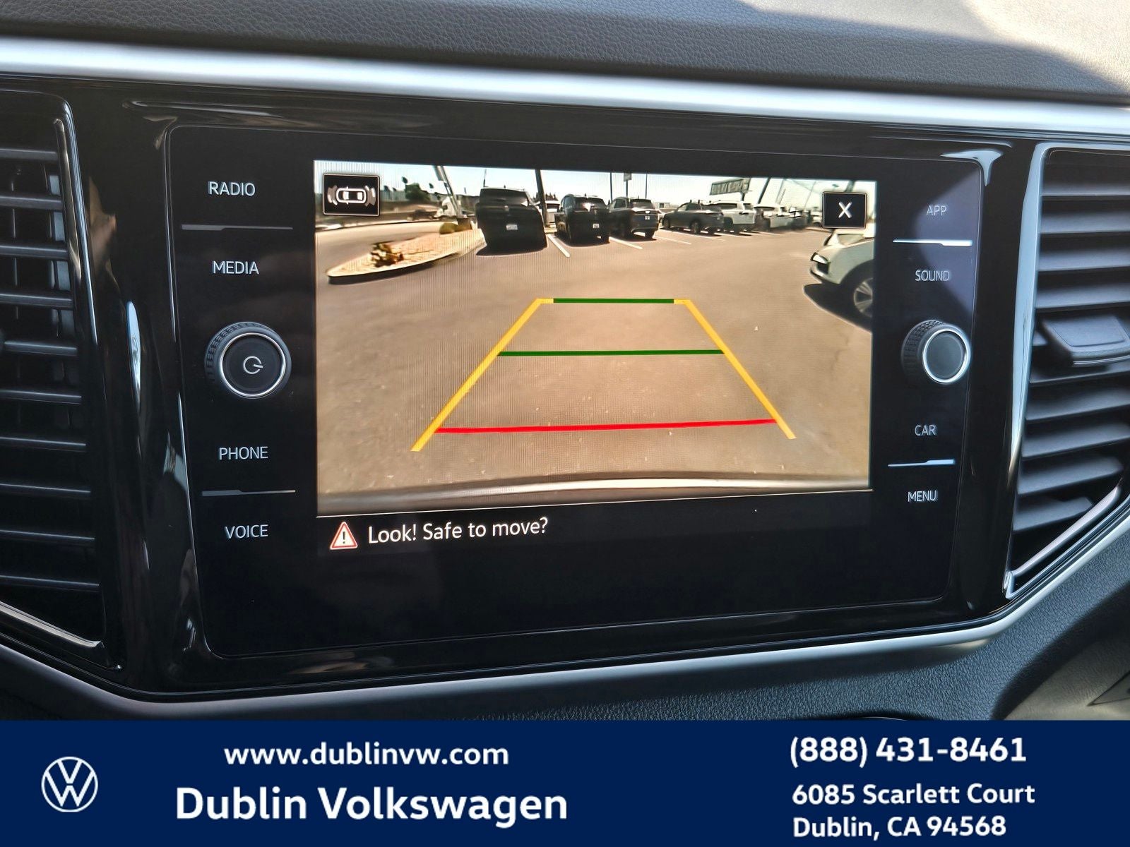 2023 Volkswagen Atlas Cross Sport 3.6L V6 SE w/Technology