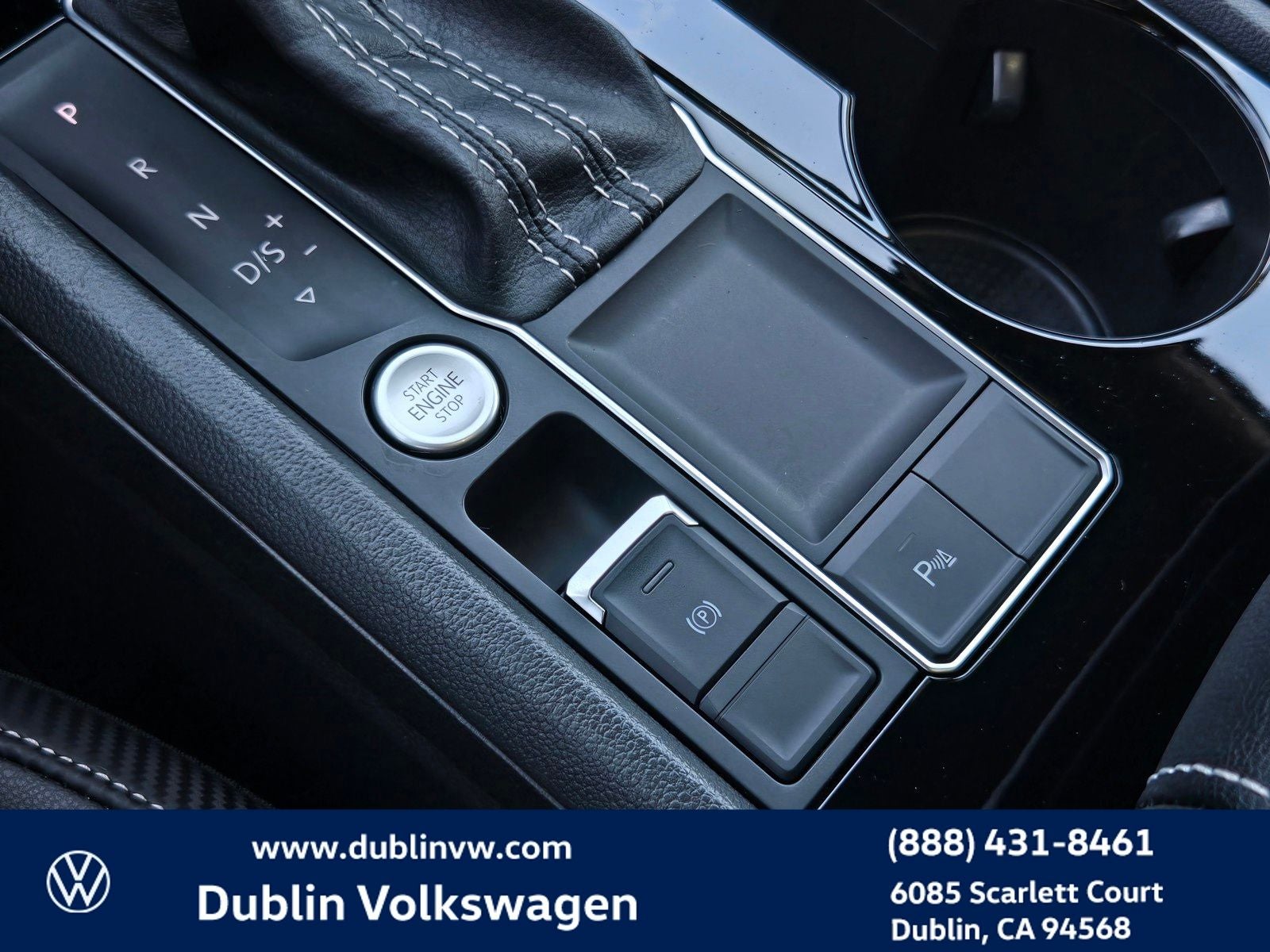 2023 Volkswagen Atlas Cross Sport 3.6L V6 SE w/Technology