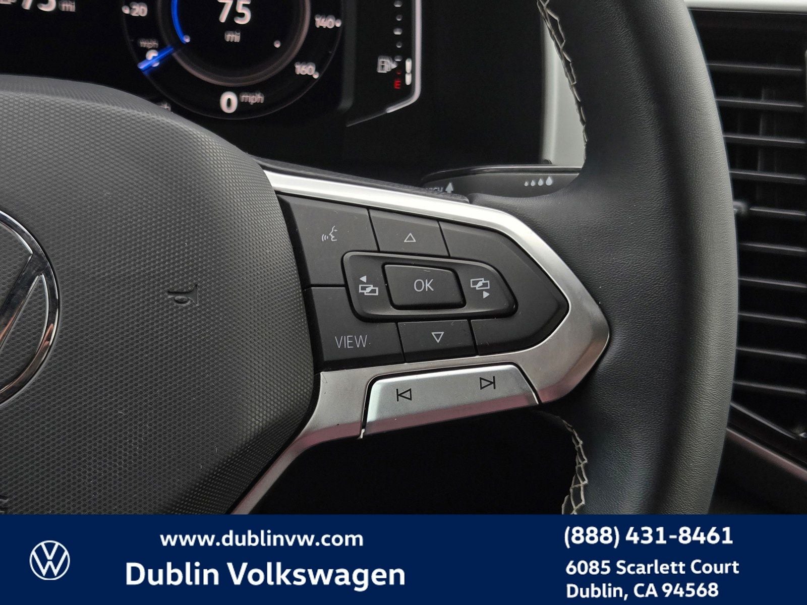2023 Volkswagen Atlas Cross Sport 3.6L V6 SE w/Technology