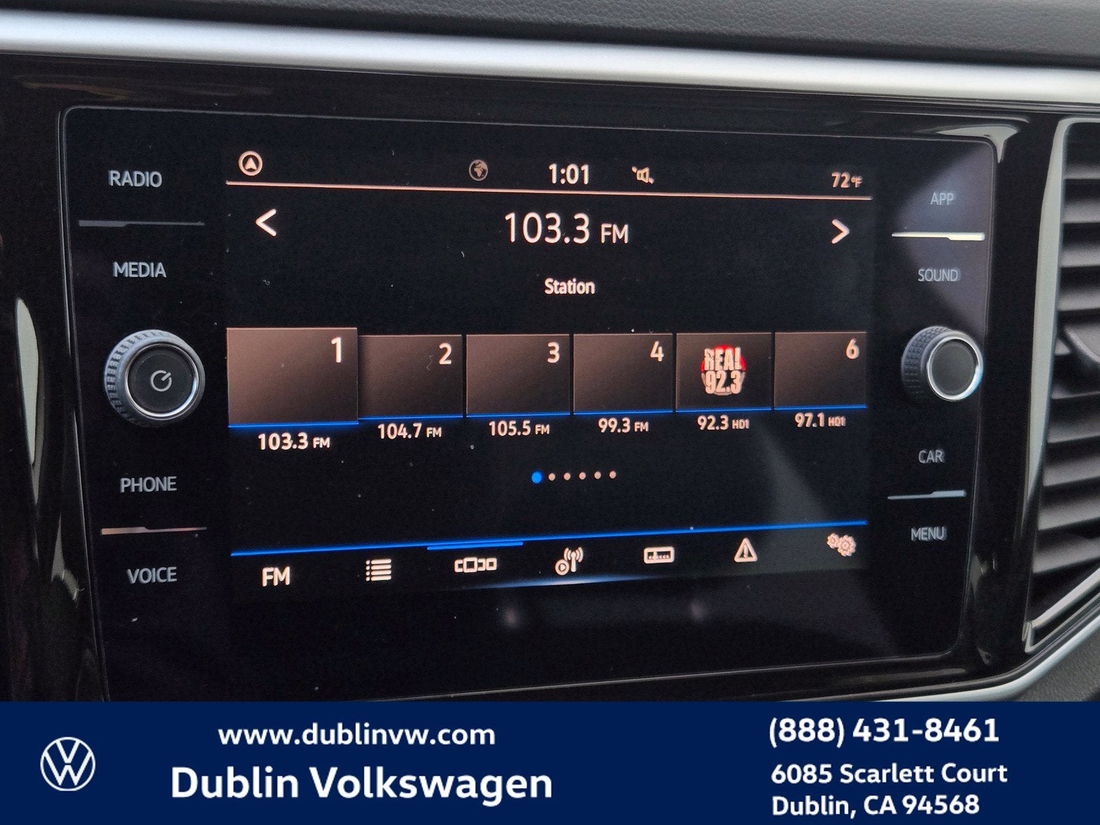 2022 Volkswagen Atlas Cross Sport 3.6L V6 SE w/Technology