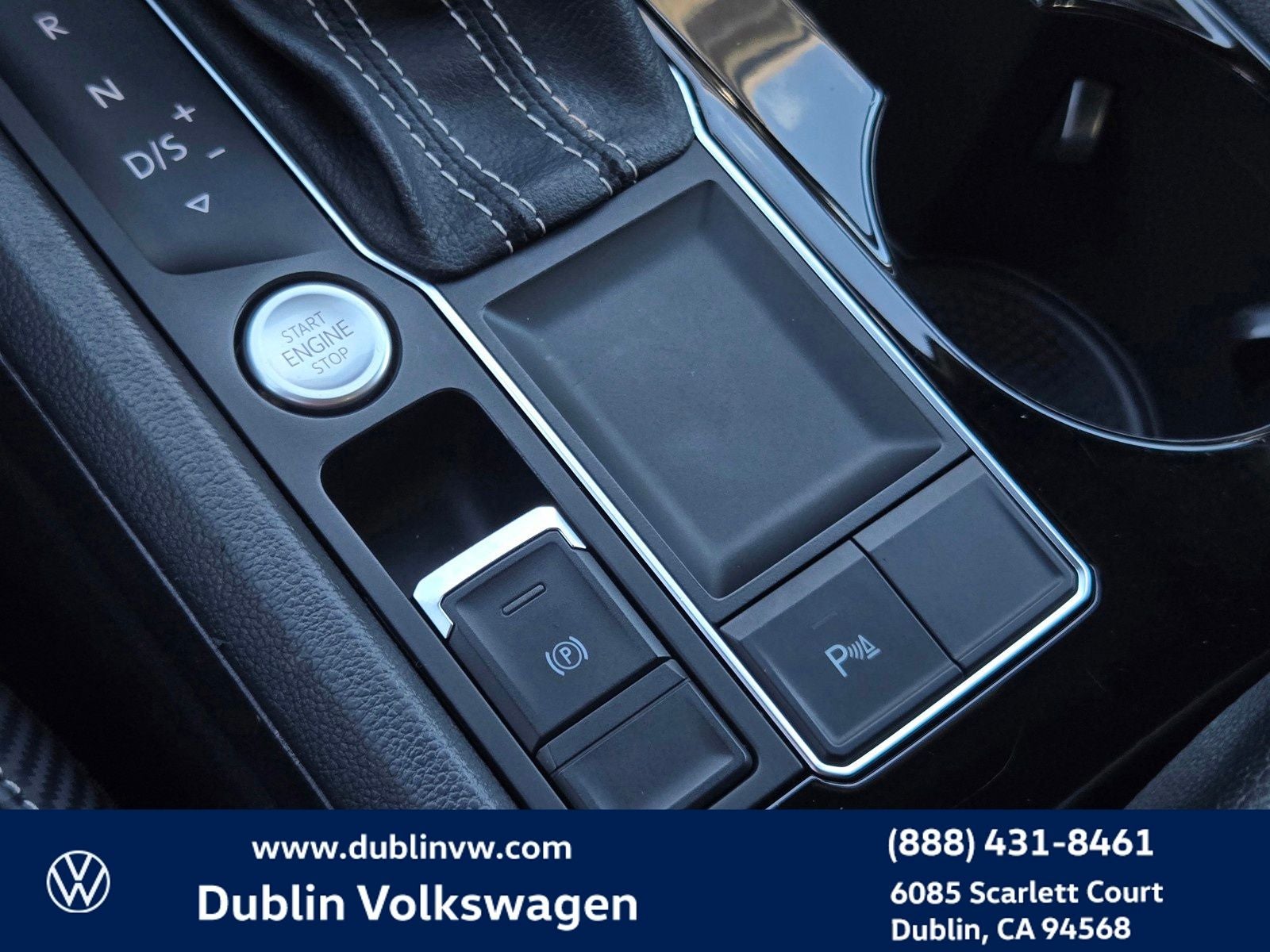 2023 Volkswagen Atlas Cross Sport 3.6L V6 SE w/Technology