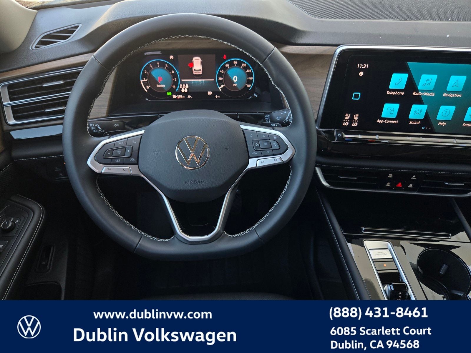 2026 Volkswagen Atlas 2.0T SE w/Technology