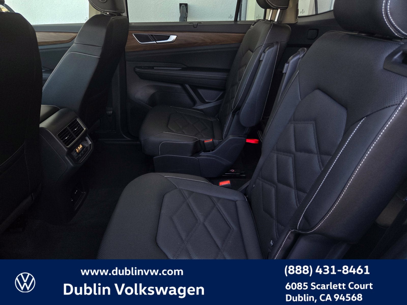 2026 Volkswagen Atlas SE w/Technology