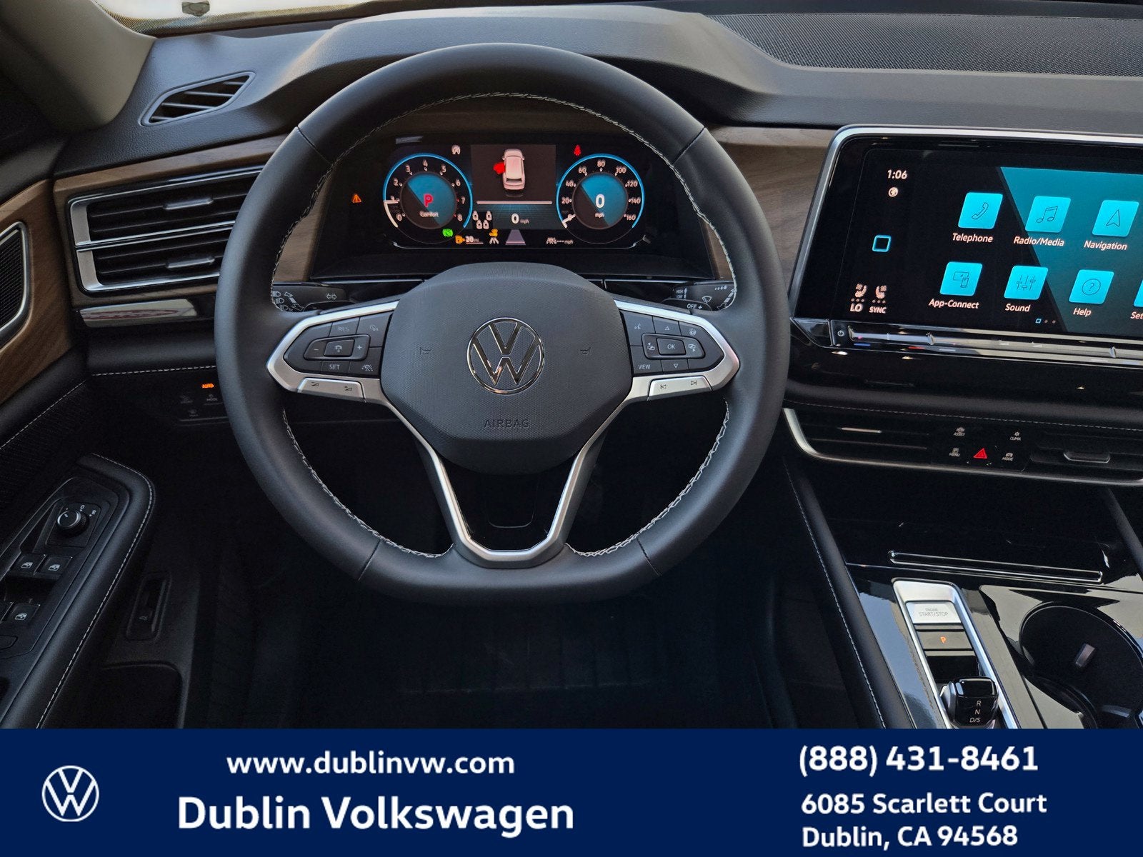 2026 Volkswagen Atlas SE w/Technology