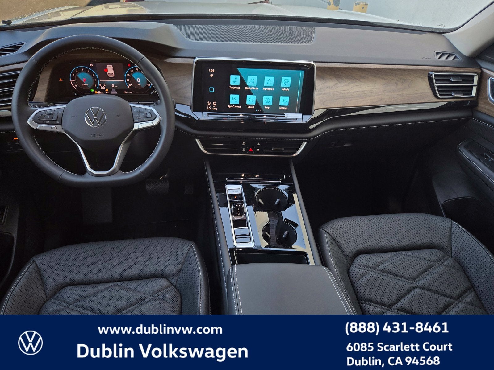 2026 Volkswagen Atlas SE w/Technology