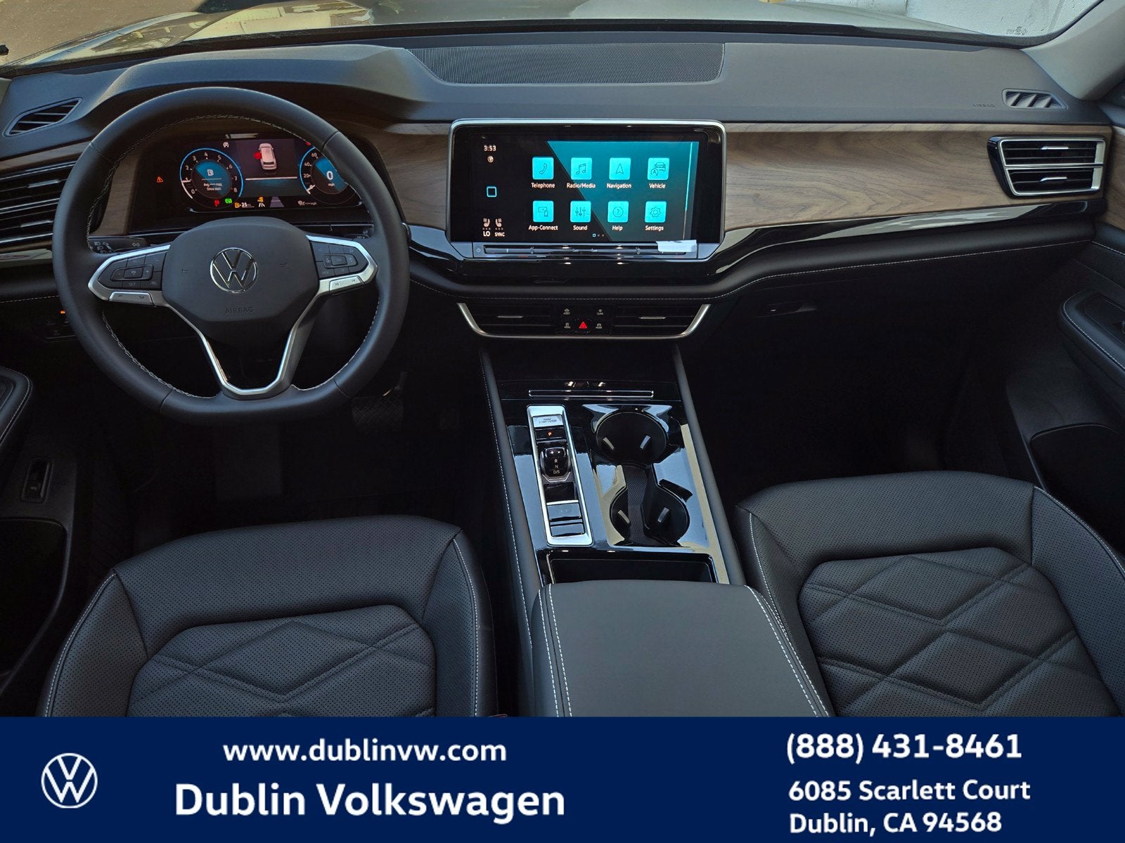 2026 Volkswagen Atlas SE w/Technology