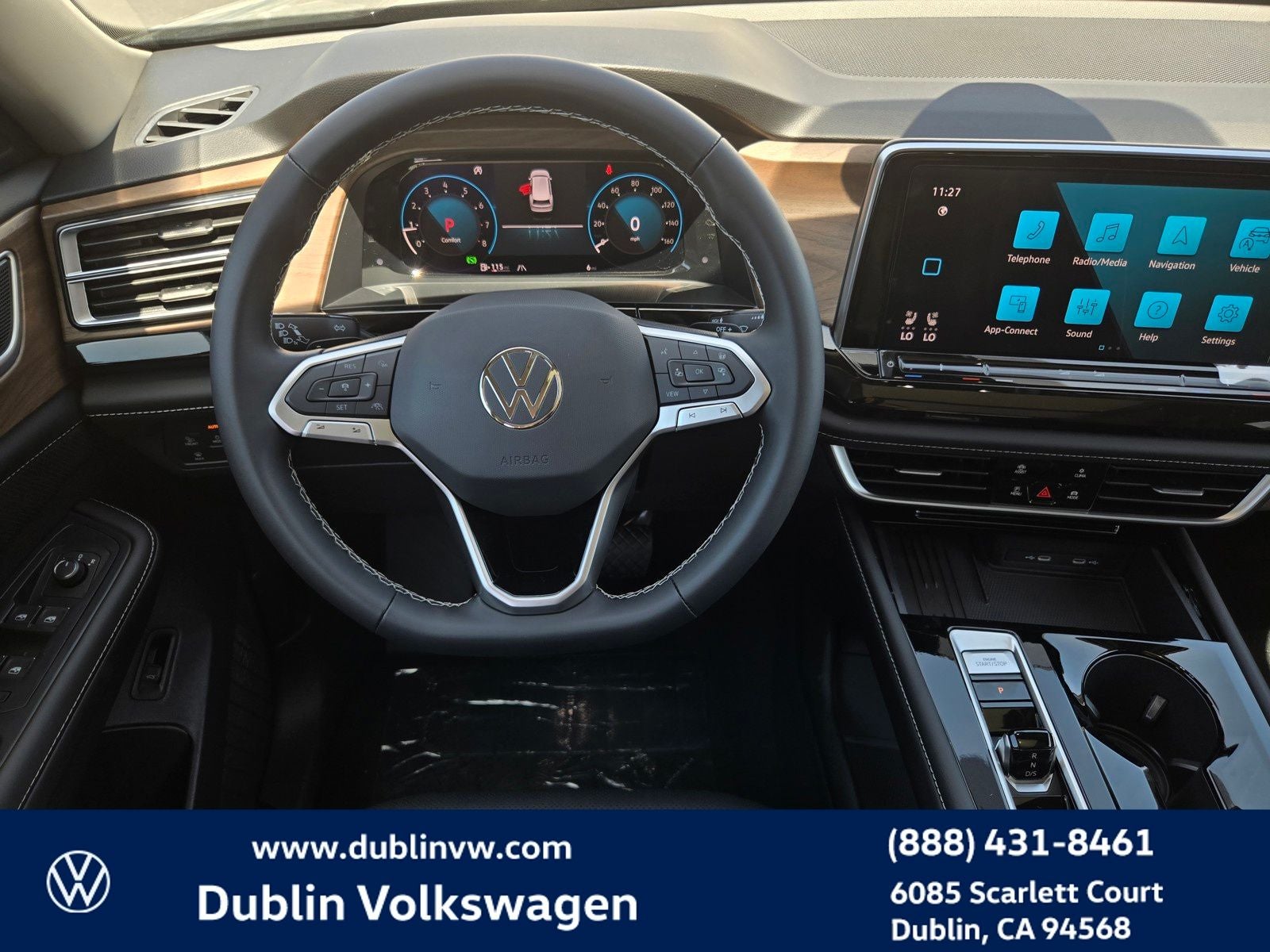 2026 Volkswagen Atlas 2.0T SE w/Technology