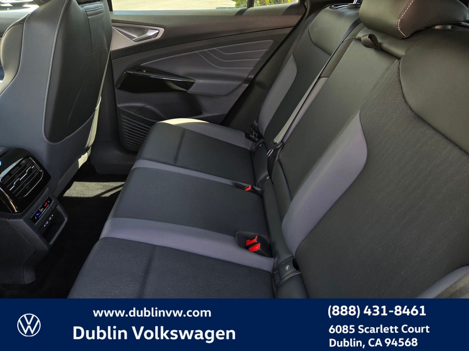2023 Volkswagen ID.4 Pro S Plus