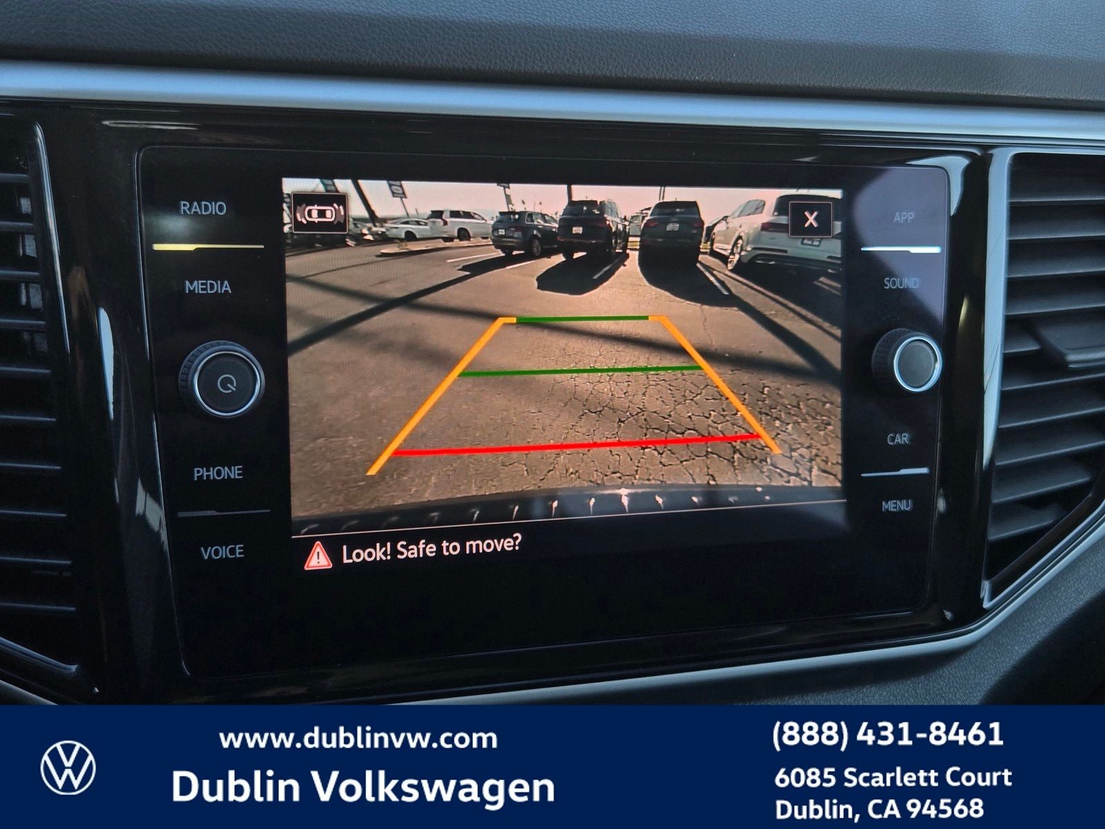 2023 Volkswagen Atlas 3.6L V6 SE w/Technology