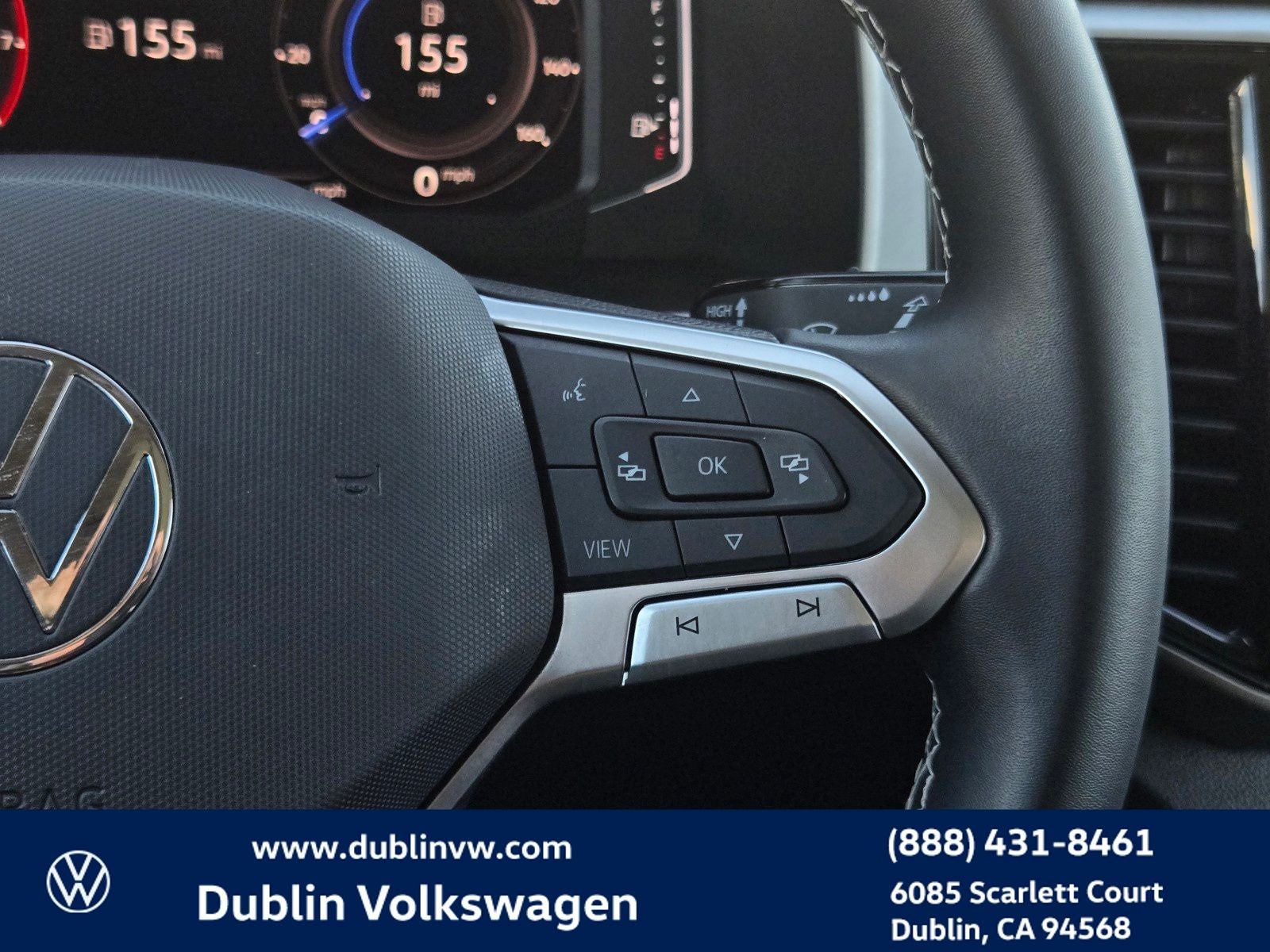 2023 Volkswagen Atlas 3.6L V6 SE w/Technology