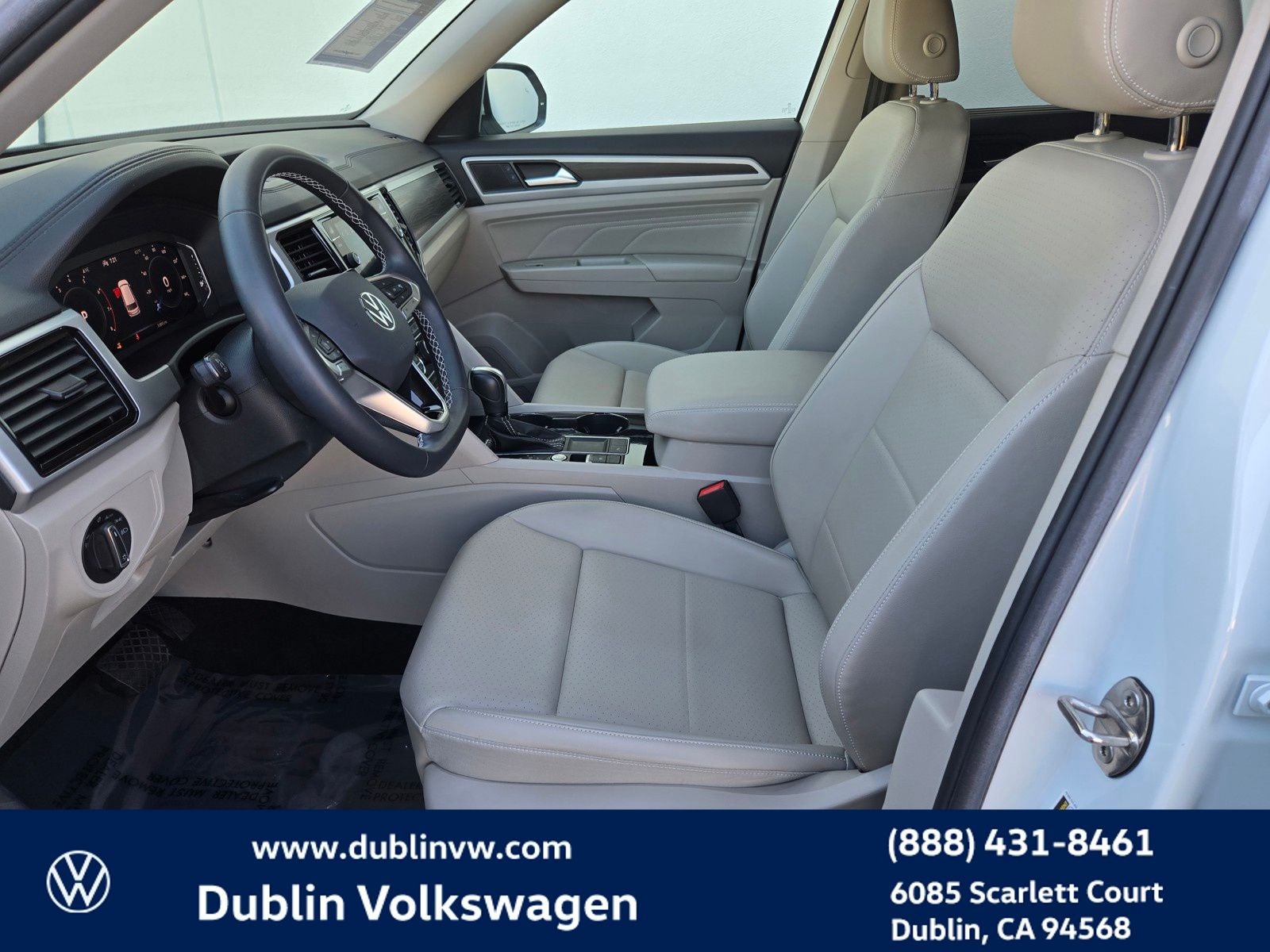 2023 Volkswagen Atlas 3.6L V6 SE w/Technology